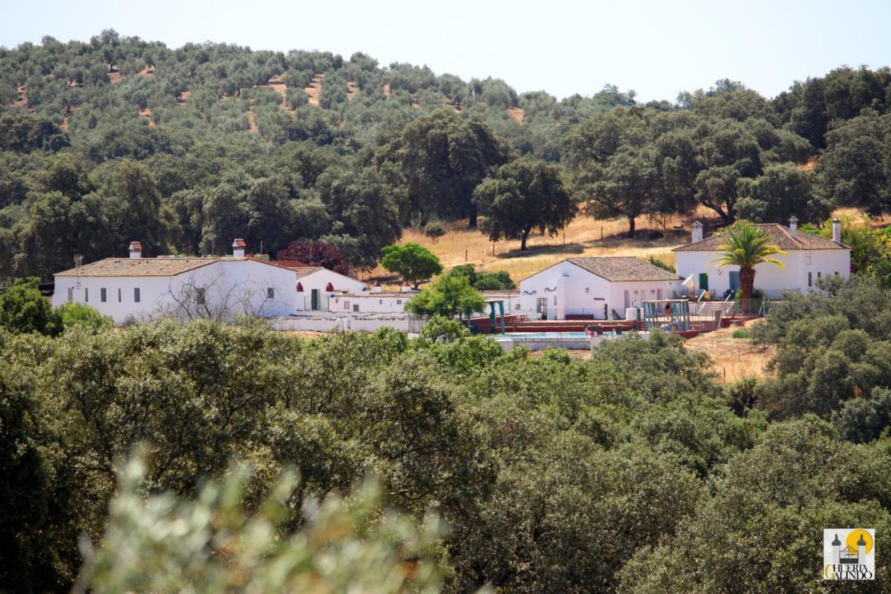 Cortijo Huerta Galindo Guest House Alanís Екстериор снимка