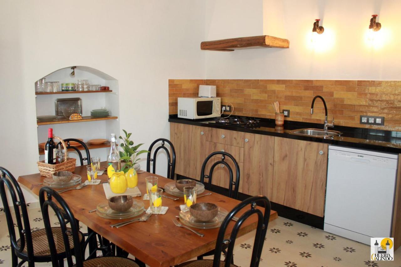 Cortijo Huerta Galindo Guest House Alanís Екстериор снимка
