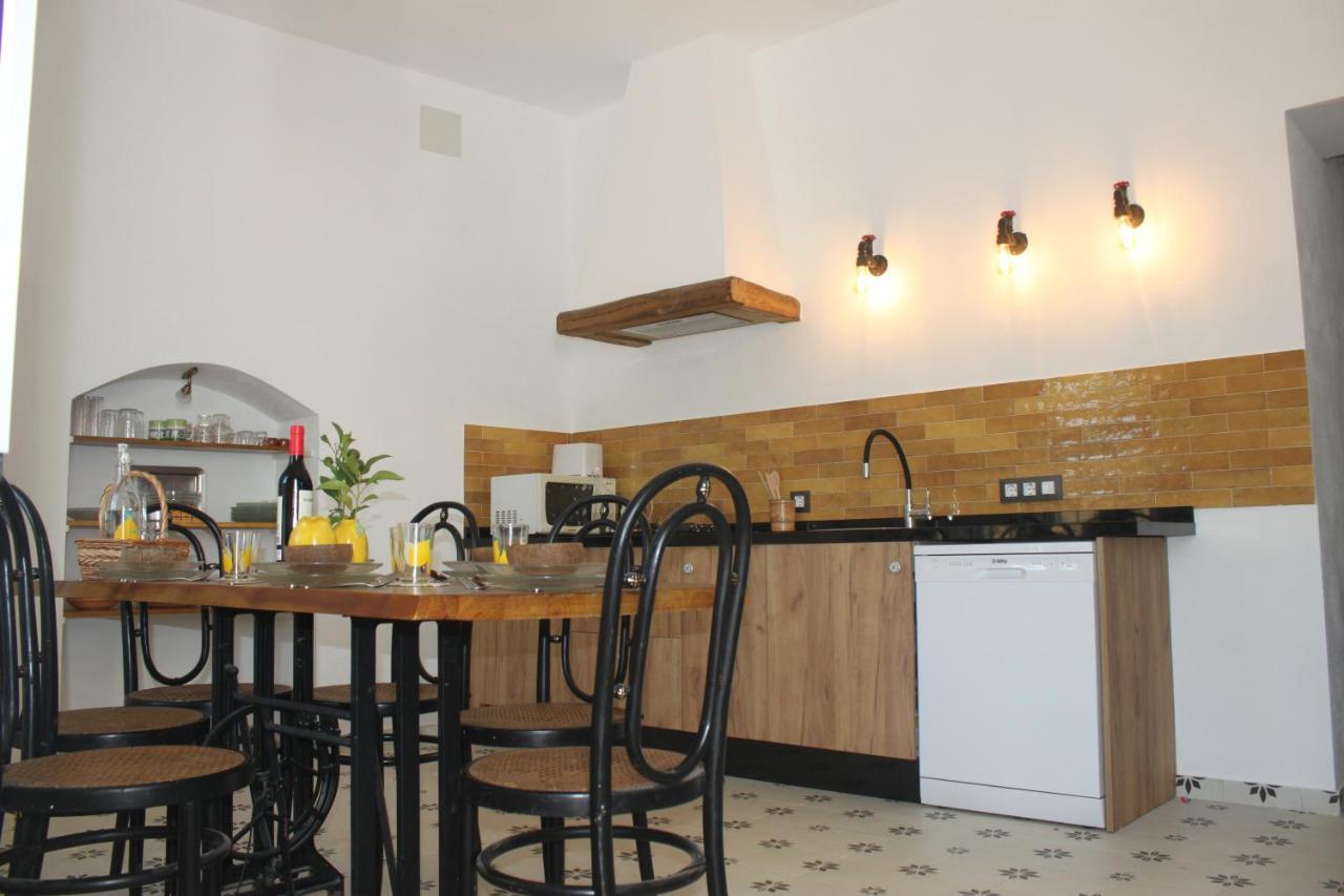 Cortijo Huerta Galindo Guest House Alanís Екстериор снимка